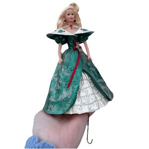 Vtg 1996 Mattel Barbie Hallmark Stocking Holder Christmas Blonde Green Dress
